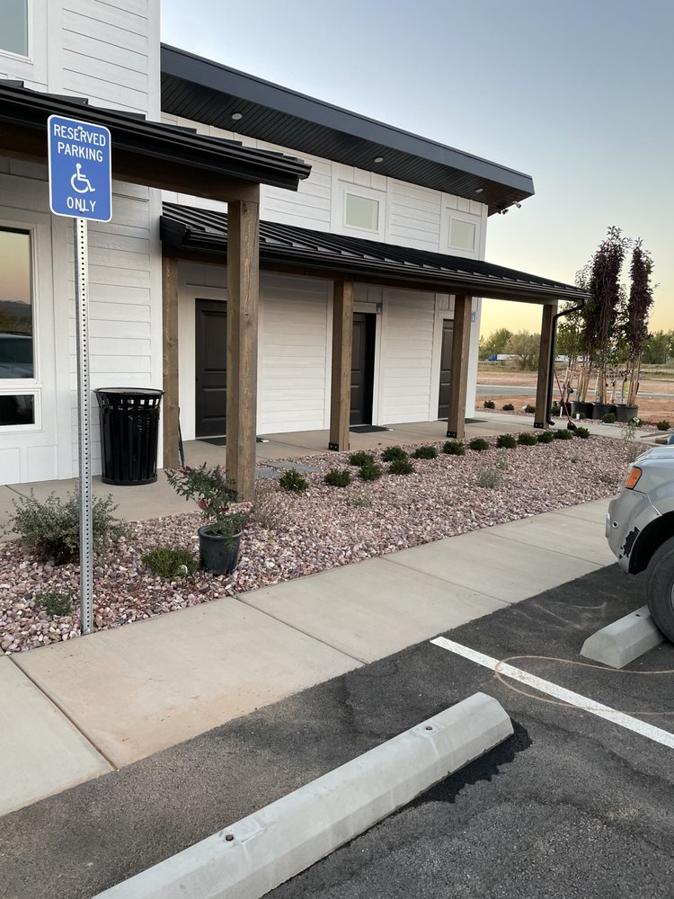 PAINTED HILLS RV RESORT Updated September 2024 68 S 1200th W