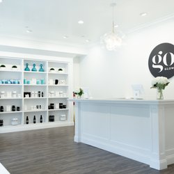 goGLOW - Edina - Centennial Lakes lobby