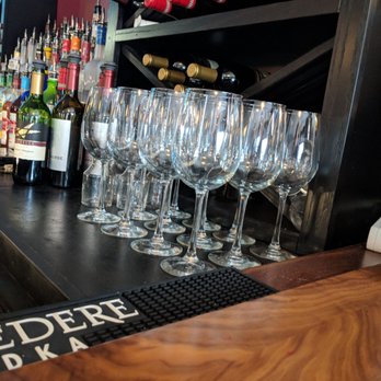 2 Forks Up - Wine seemed to be popular here. - American Near Me - Getzville, New York