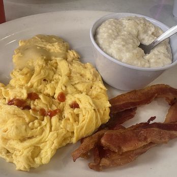 Midnight Diner - 2 eggs, bacon and grits - Diners Near Me - Charlotte, North Carolina