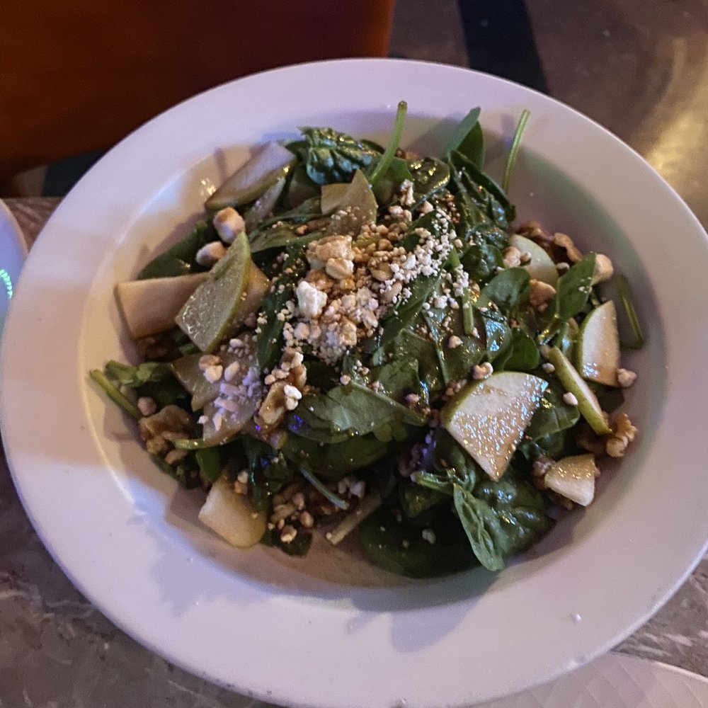 Soya & Pomodoro - Insalata di Spinaci e Pere - Italian Near Me - Miami, Florida Soya & Pomodoro - Insalata di Spinaci e Pere - Italian Near Me - Miami, Florida