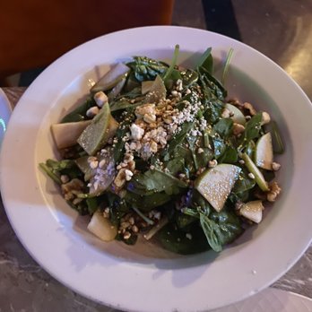 Soya & Pomodoro - Insalata di Spinaci e Pere - Italian Near Me - Miami, Florida Soya & Pomodoro - Insalata di Spinaci e Pere - Italian Near Me - Miami, Florida