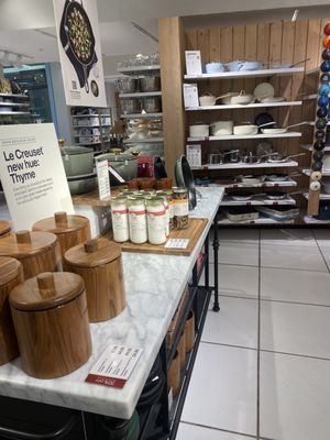 Crate & Barrel by null