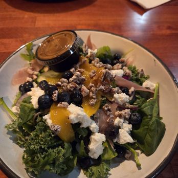 The Ice House - Peach, blueberry, and goat cheese salad. - Burgers Near Me - Summerville, South Carolina The Ice House - Peach, blueberry, and goat cheese salad. - Burgers Near Me - Summerville, South Carolina