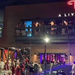 Tin Roof - A look from Dickson