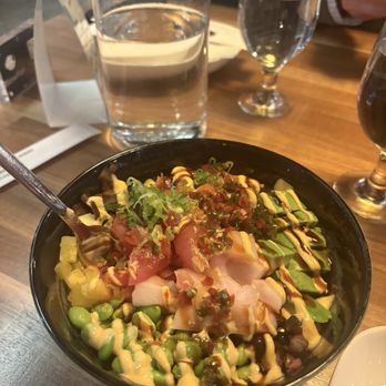 Blowfish Sushi & Ramen - Flaming Tuna Bowl - Sushi Bars Near Me - Northfield, Illinois