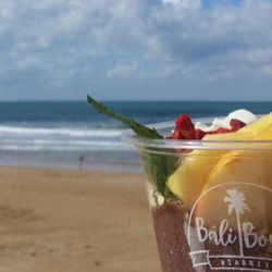 Bali Bowls - Foam Bowl de chez Bali Bowls (sur la Grande Plage de Btz)