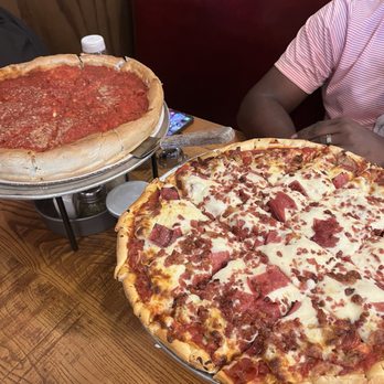 Giordano's - Pizza Near Me - Chicago, Illinois