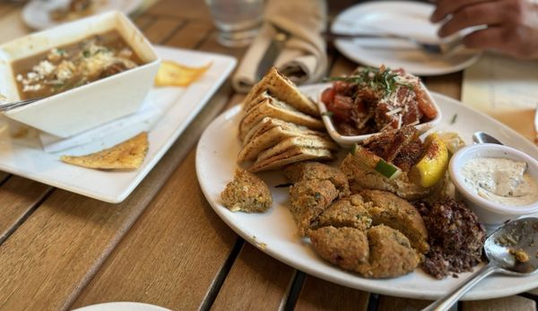 Pita Paradise by null