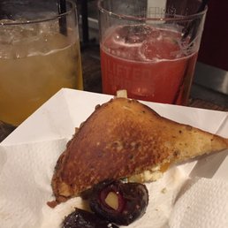 The gluten free with cheddar, bleu cheese, grilled onion and sun-dried tomatoes with the stuffed dates. The gluten free with cheddar, bleu cheese, grilled onion and sun-dried tomatoes with the stuffed dates.
