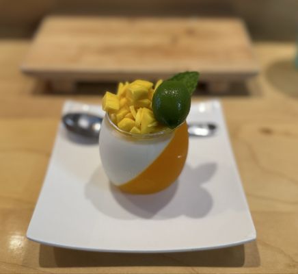 Boto Sushi Del Mar by null