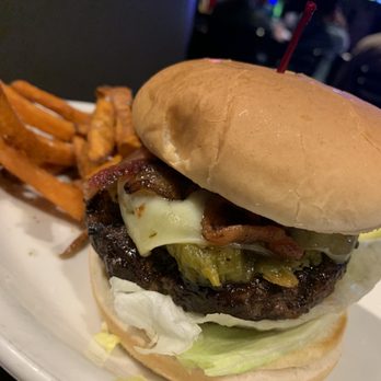 Bleachers Sports Grill - Burger - Sports Bars Near Me - Phoenix, Arizona Bleachers Sports Grill - Burger - Sports Bars Near Me - Phoenix, Arizona