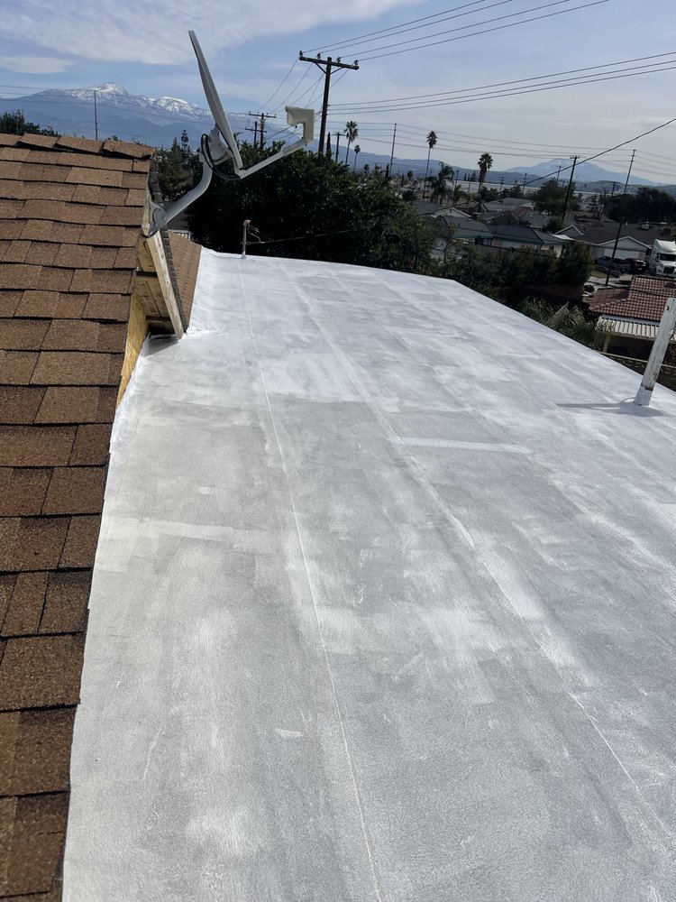 Slide of Off The Roof Roofing