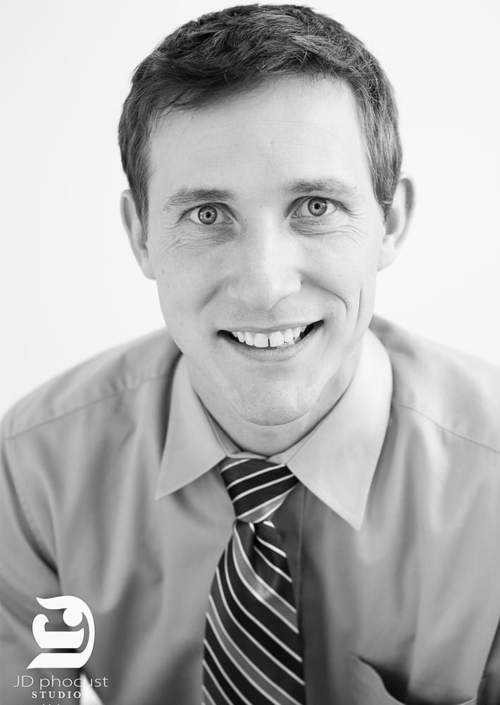 COMLY EYE CARE 69 First Street, Collingwood, Ontario Optometrists