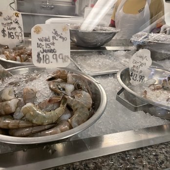 Anthony's Fresh Fish - a variety of shrimps - Seafood Markets Near Me - Bunnell, Florida