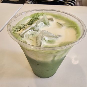 Crème Coffee - Coffee & Tea Near Me - Sacramento, California