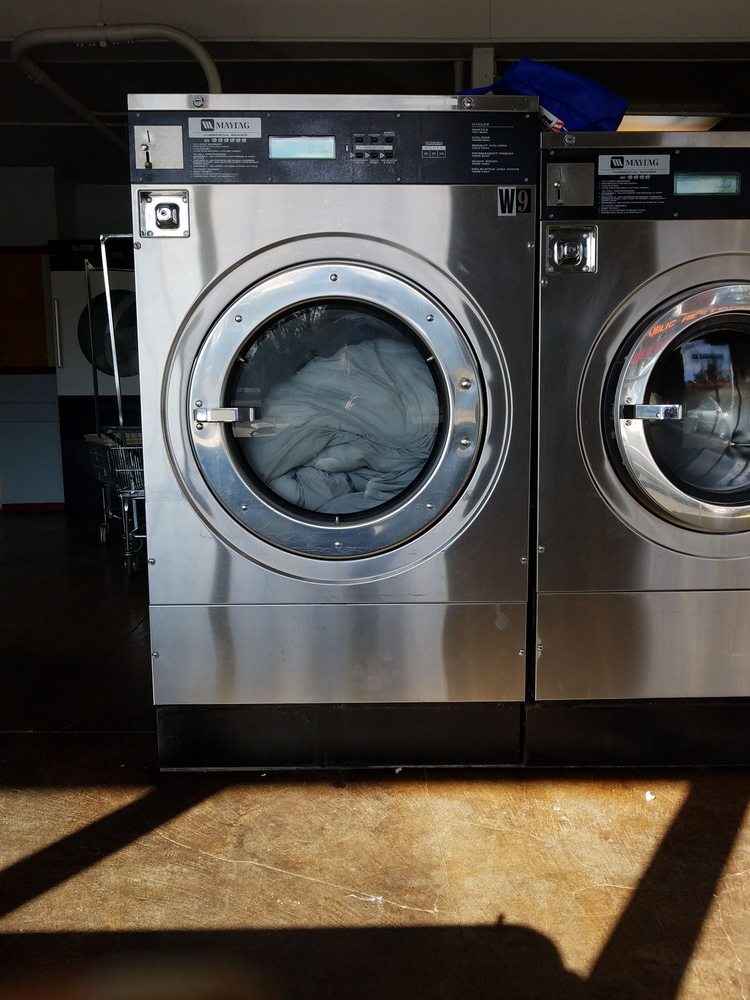 M & M LAUNDROMAT Updated June 2024 216 W Curtis St, Aberdeen