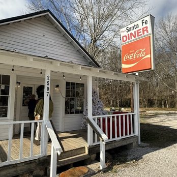 Santa Fe Diner - A few steps up so handicap access is a bit limited. - Diners Near Me - Santa Fe, Tennessee Santa Fe Diner - A few steps up so handicap access is a bit limited. - Diners Near Me - Santa Fe, Tennessee