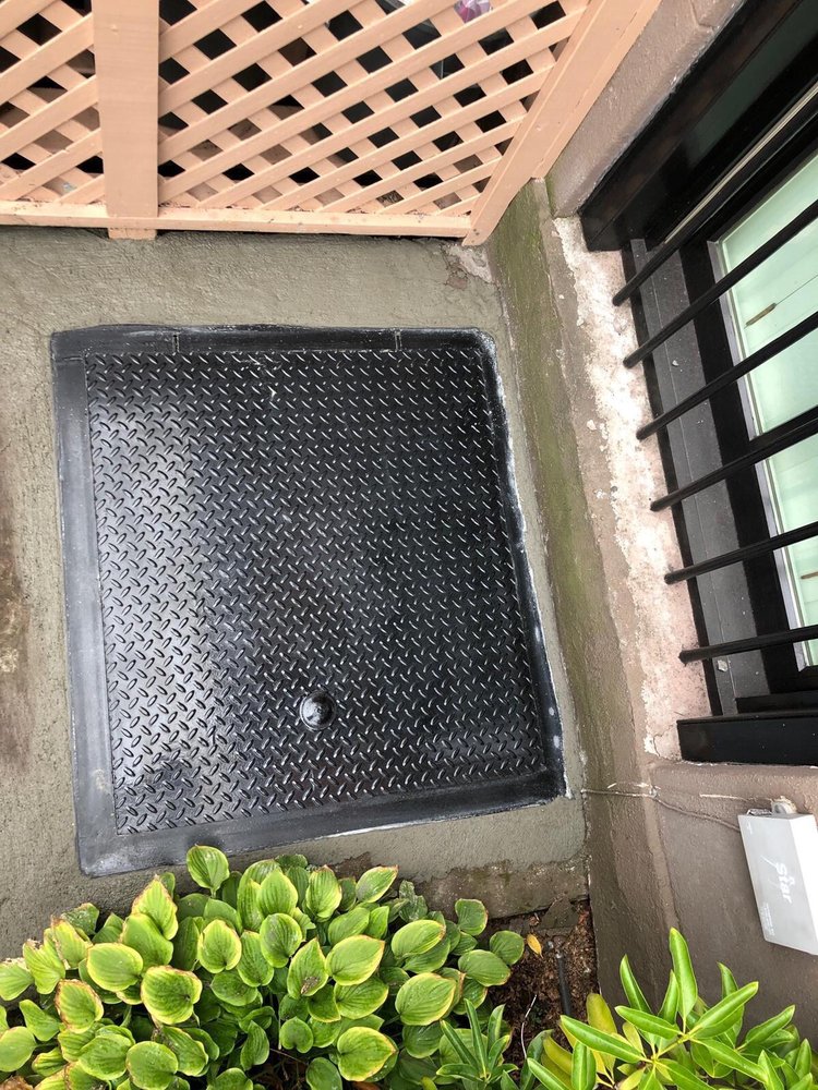 New York Cellar Doors Experts - Garage Door Contractor in Brooklyn, NY