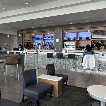 Delta Sky Club - Airport Lounges Near Me - San Francisco, California Delta Sky Club - Airport Lounges Near Me - San Francisco, California