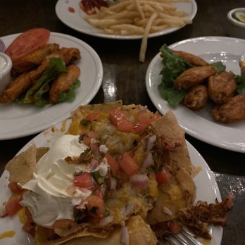 Northside 10 - Pulled pork nacho  $0.80 Wings  Burger On a Bun - Bars Near Me - Alexandria, Virginia