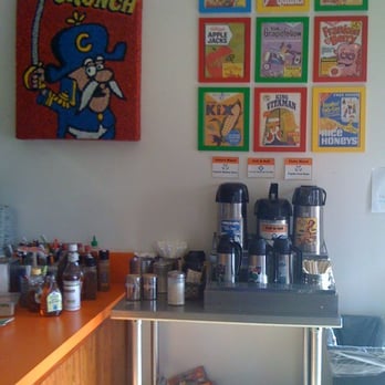 Flake - Coffee Area - Breakfast & Brunch Near Me - Venice, California Flake - Coffee Area - Breakfast & Brunch Near Me - Venice, California