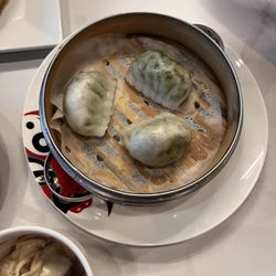 E-Tang Dim Sum - Pork and daikon dumplings