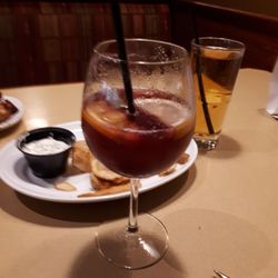 Broadway's Rockland - Good sangria but too small..