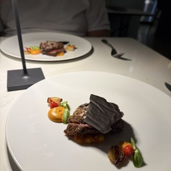 Apt 115 - Wagyu - Wine Bars Near Me - Austin, Texas
