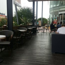 Love the outdoor seating area Love the outdoor seating area