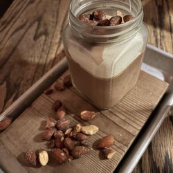Almond Restaurant - Chocolate Pot the Creme