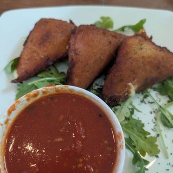 Ipp's Pastaria & Bar - Cheese sticks - Italian Near Me - Roswell, Georgia Ipp's Pastaria & Bar - Cheese sticks - Italian Near Me - Roswell, Georgia