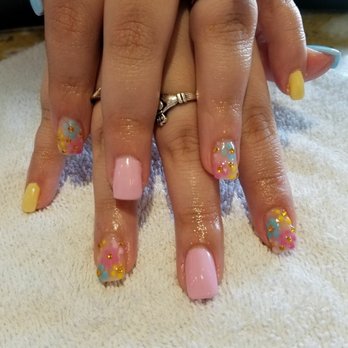 DaVi Nails - The people that work here are amazing. They are very dedicated and good at their craft. Would really recommend this place - Nail Salons Near Me - Bismarck, North Dakota