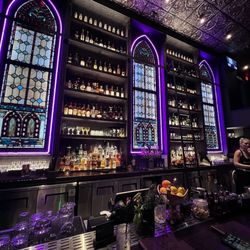 Voodoo Bayou - Love love love the decor.  It's so fun
