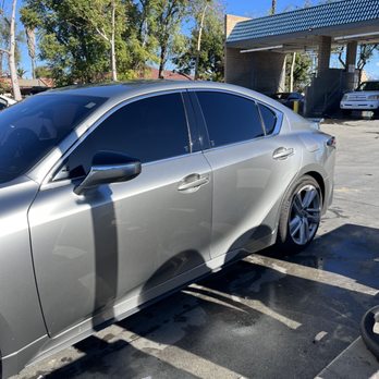 Fix Auto Monrovia - Two different colors - Body Shops Near Me - Monrovia, California Fix Auto Monrovia - Two different colors - Body Shops Near Me - Monrovia, California