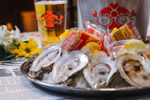 Mr. & Mrs. Crab Juicy Seafood & Bar by null