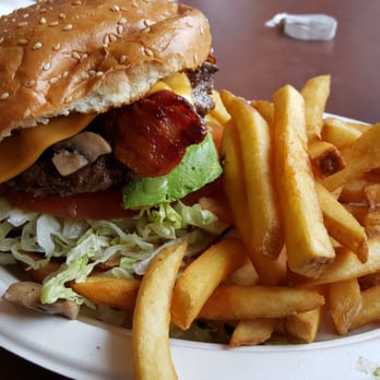 Paradise Burger And Kitchen - Burger and fries - Burgers Near Me - Windsor, California