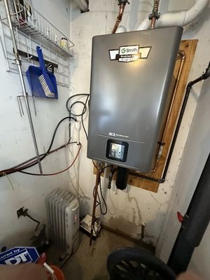 Bleiweis Plumbing & Heating Logo