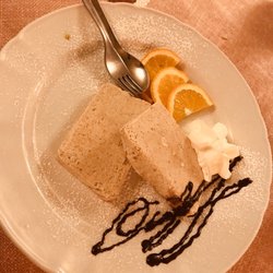 Historischer Weinkeller - Nachtisch -- Eis - Zimt Geschmack
