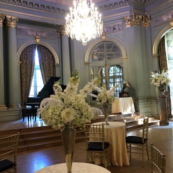 Filoli - Dining room - Botanical Gardens Near Me - Woodside, California