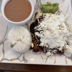 Fresca Taqueria - Mole enchiladas