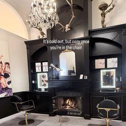 Fluff - Upscale Denver salon in LoDo specializing in luxury hair extensions, dimensional blonde & elevated color experiences.