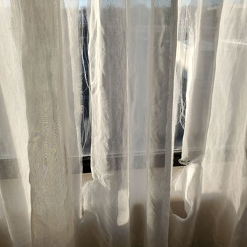 Quality Inn Delta Gateway To Rocky Mountains - Curtains were old and torn. This place is a dump! - Hotels Near Me - Delta, Colorado Quality Inn Delta Gateway To Rocky Mountains - Curtains were old and torn. This place is a dump! - Hotels Near Me - Delta, Colorado