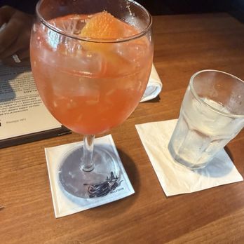 Hillstone Restaurant - Grapefruit spritz - New American Near Me - Winter Park, Florida Hillstone Restaurant - Grapefruit spritz - New American Near Me - Winter Park, Florida