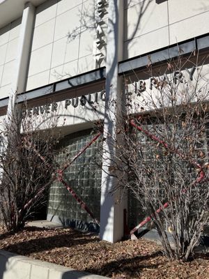 Ross-Cherry Creek Branch Library