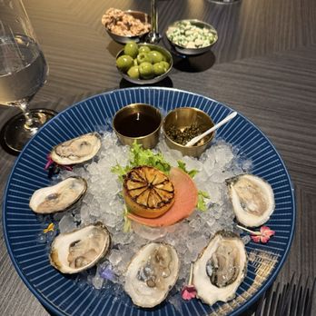 The Sapphire - Oysters  were small. Came with caviar on the side. - Supper Clubs Near Me - Tampa, Florida