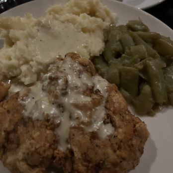 Bistro At the Bijou - Fried chicken w/ mashed potatoes, gravy, green beans - Vegetarian Near Me - Knoxville, Tennessee