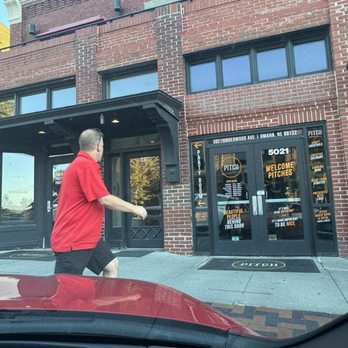 Pitch Coal-fire Pizzeria - Pizza Near Me - Omaha, Nebraska