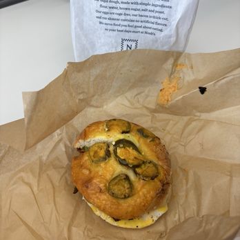 Noah's NY Bagels - Chorizo Avocado Sunrise - Sandwiches Near Me - El Segundo, California Noah's NY Bagels - Chorizo Avocado Sunrise - Sandwiches Near Me - El Segundo, California