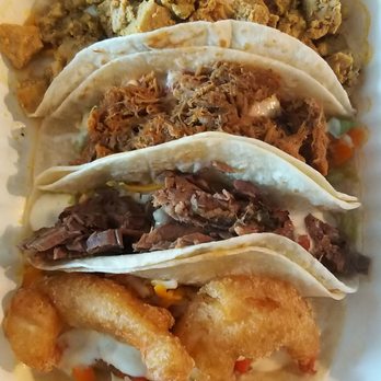 Mexican Bowl - three tacos with meat and vegetables - Mexican Near Me - Toronto, Ontario